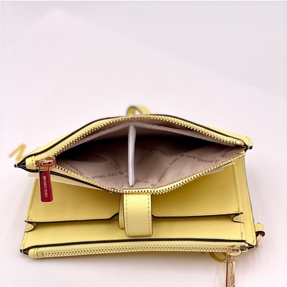 Michael Kors Wallet Wristlet Phone Case Buttercup - Picture 9 of 11